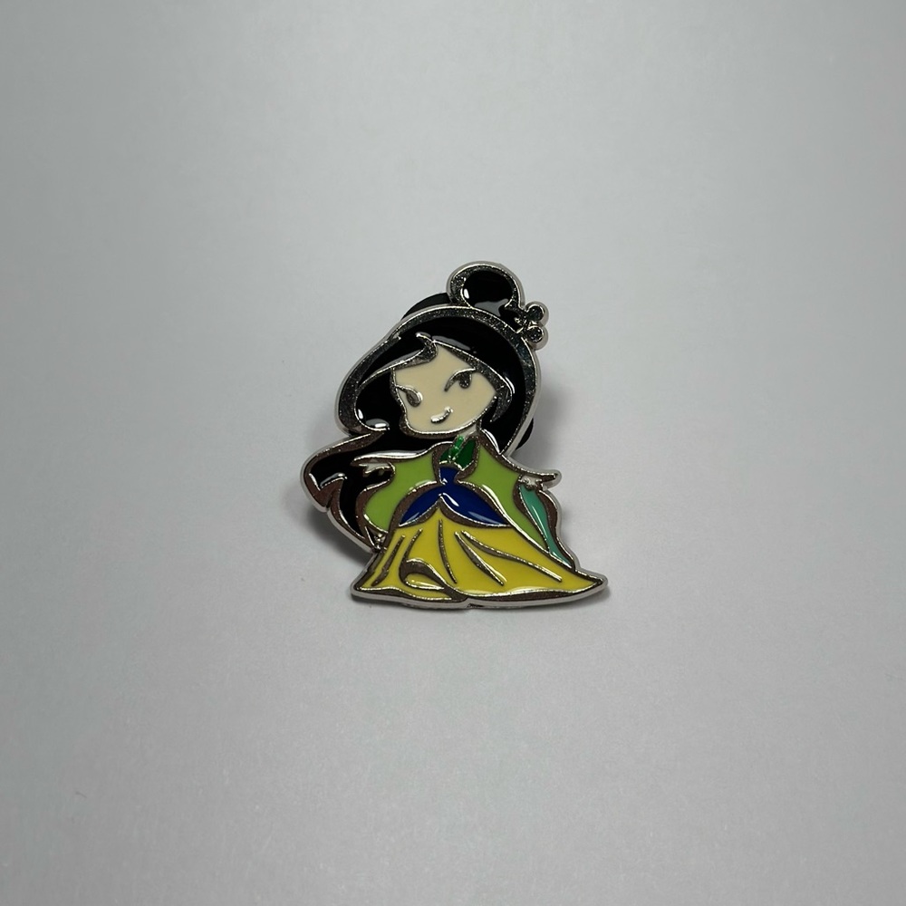 🪼2 for $20🪼 Disney pin